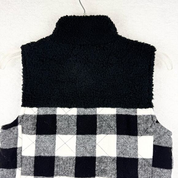 NWT Maurices Black Buffalo Plaid Sherpa Block Full Zip Vest Black/White Size XS - Picture 9 of 13